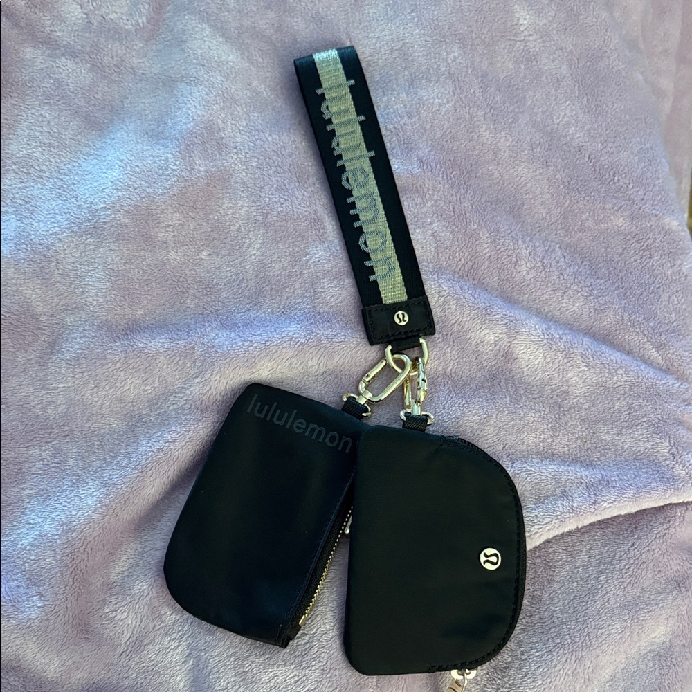 Lululemon Black Wristlet Set with Strap